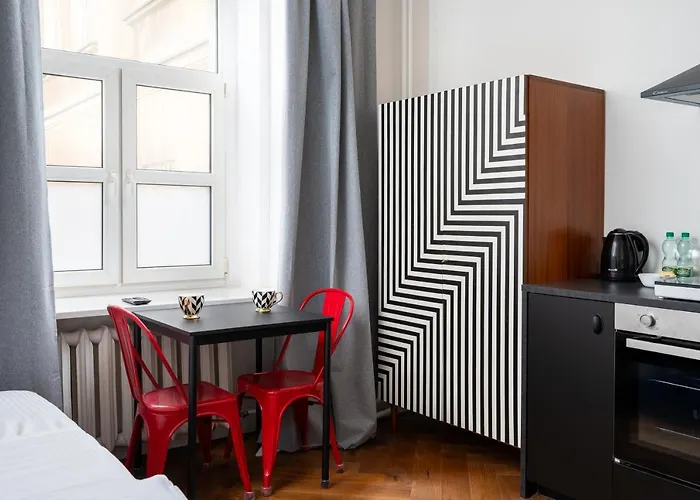 Metro Wilenski #3 By Bookinghost * Warschau