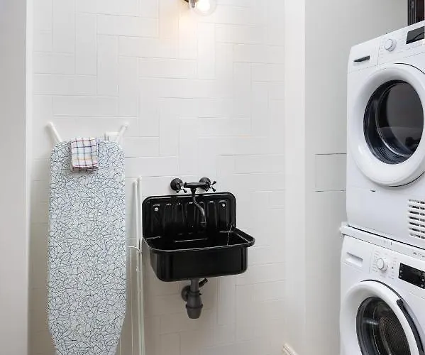 Metro Wilenski #3 By Bookinghost *