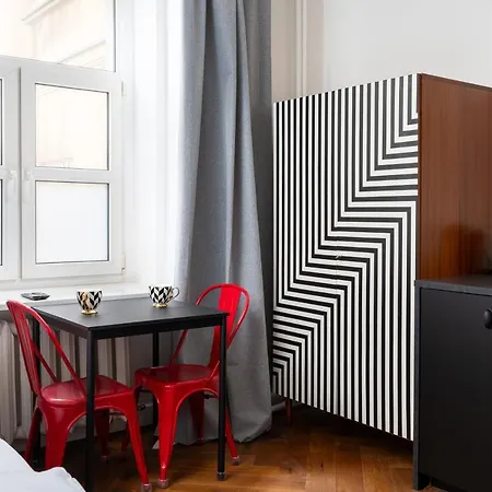 Metro Wilenski #3 By Bookinghost * Varsovie