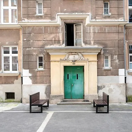 Metro Wilenski #3 By Bookinghost *